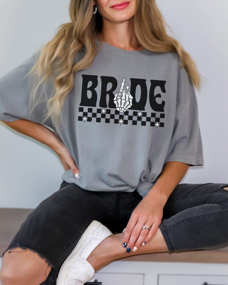 grey shirt